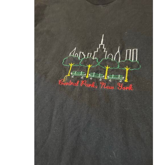 Vintage 90s New York Shirt Large Central Park Twin Towers Skyline Embroidered - Picture 6 of 6